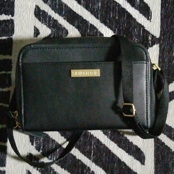 skip hop belt bag